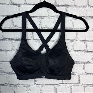 💙2/$40💙Victoria's Secret Sport Black Netted Sports Bra Size 34B